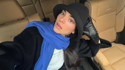 Капелюх-відро знову в тренді – дивись, як його носять модниці