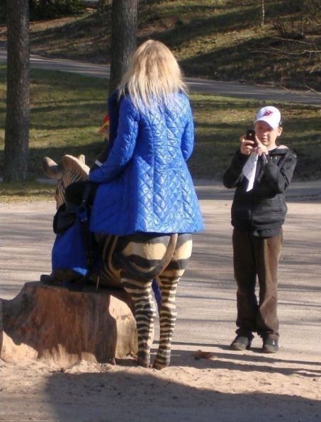 13 запутанных оптических иллюзий, посмотрев на которые ты не поверишь своим глазам - фото 797336