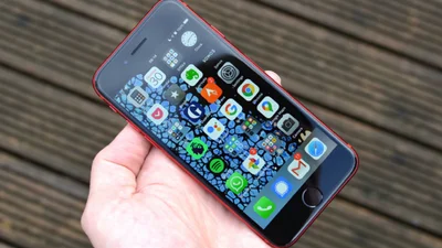 Культову модель iPhone визнали застарілою: на що тепер очікувати власникам