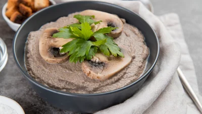 Грибной паштет, который подойдет и в пост, и вне его