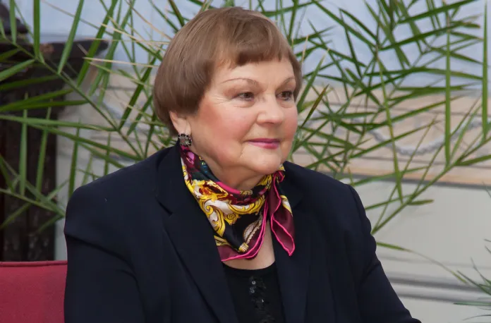 Померла акторка, яка зіграла Химку у 'За двома зайцями'. - фото 798406