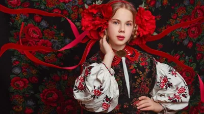 День української хустки 2025 - атмосферні картинки та смс для привітання