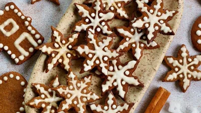 Смаколики на Різдво 2025: як спекти ароматні медово-імбирні пряники