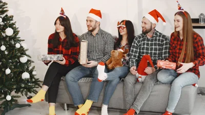 Різдвяний гороскоп для всіх знаків: дізнайся, яким буде твоє свято у 2025 році