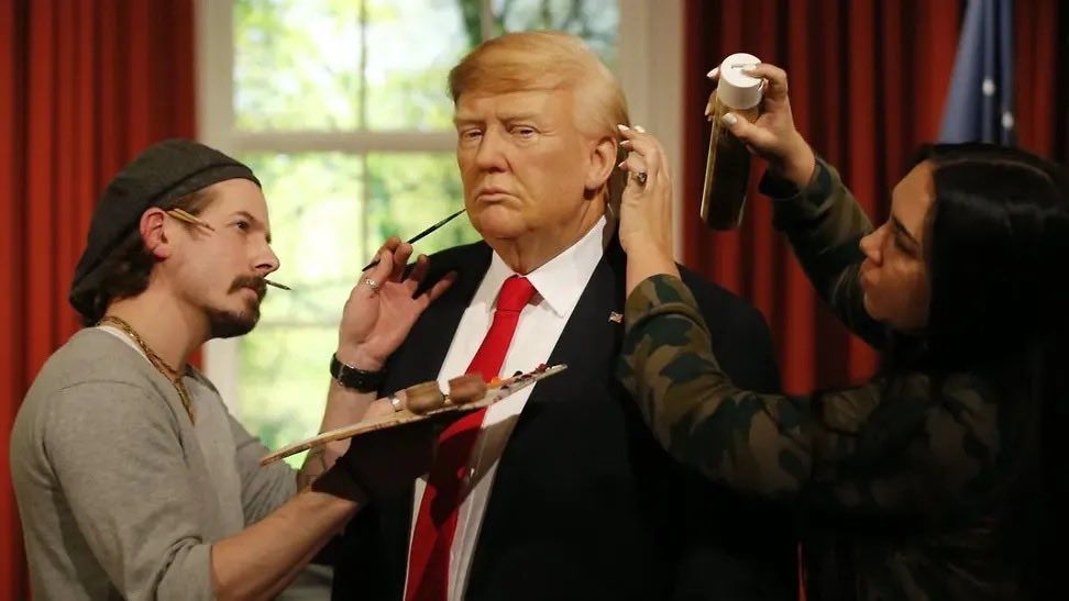 Воскова фігура Дональда Трампа - 799419 Воскова фігура Дональда Трампа - фото 799419