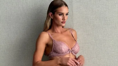 Трендовий колір сезону: Роузі Гантінгтон-Вайтлі показала білизну, яка стане хітом зими 2026