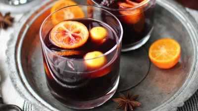 З родзинкою: як приготувати зігрівальний глінтвейн по-новому