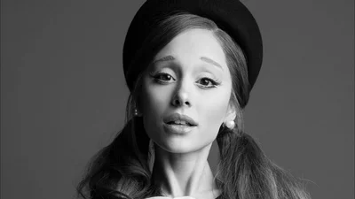 "Шкіра та кістки": фанатів Аріани Гранде стривожив її виснажений вигляд та проблеми з голосом