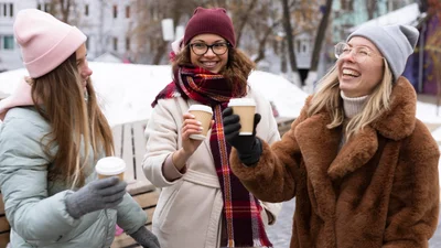 Ці знаки зодіаку стануть фаворитами грудня: кому зірки готують найкращі сюрпризи