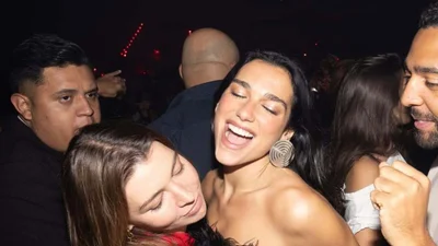 Гейлі Бібер, Белла Хадід і Дуа Ліпа вже знають, у чому святкувати Новий рік - дивись і повторюй