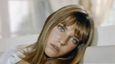 Муза, яку Папа Римський прокляв, а модниці носять на руках