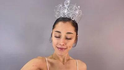 "Вона померла у 2020-му": Аріана Гранде стала героїнею дивного тренду в TikTok