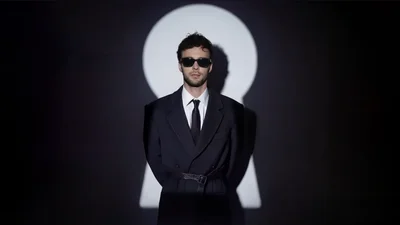 Surprise, surprise: Макс Барських презентує новий бенгер "Не складається"