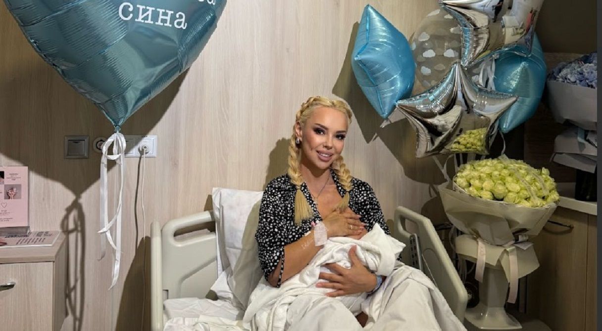 Украинские звезды, которые стали родителями в 2025 году: счастливые итоги года - фото 802950
