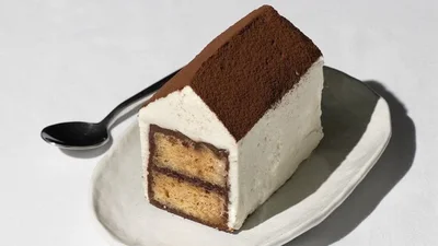 Святковий тирамісу у формі будиночка – ефектніше за будь-який торт