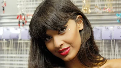 У Дев все хорошо, а Ракам хочется игристого: гороскоп на 14 декабря