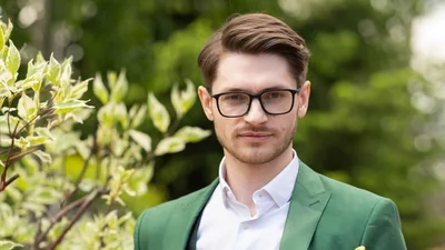 Трудно, но необходимо: топ-5 фильмов о войне в Украине посоветовал известный актер