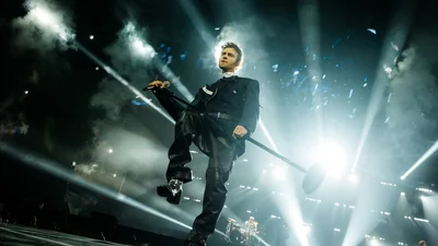 Блекаут, зіркові гості, дует із дітьми і ще купа сюрпризів: соцмережі гудуть через концерт Макса Барських у Києві