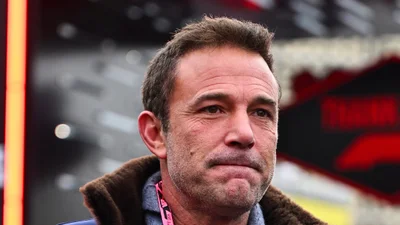 Бен Аффлек провів вечір з двома колишніми дружинами - Джей Ло та Дженніфер Гарнер: і це було незграбно