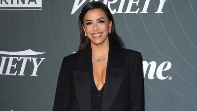 Єва Лонгорія у режисерському кріслі: головну роль у стрічці виконає Кім Кардашян