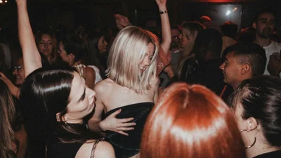 Смішні меми про корпоративи: коли вечір вдався аж настільки, що соромно виходити на роботу