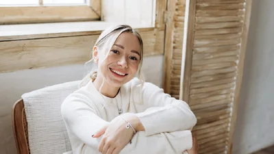 Какой была теща Виктора Павлика в молодости: Катя Репяхова показала архивное фото из детства