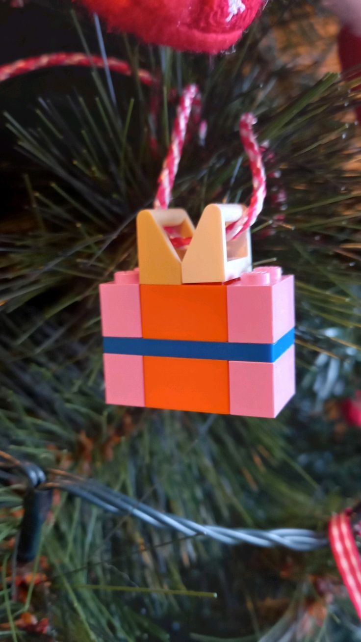 Милые и очаровательные украшения на елку из LEGO, которые можно сделать вместе с детьми - 806330 Милые и очаровательные украшения на елку из LEGO, которые можно сделать вместе с детьми - фото 806330