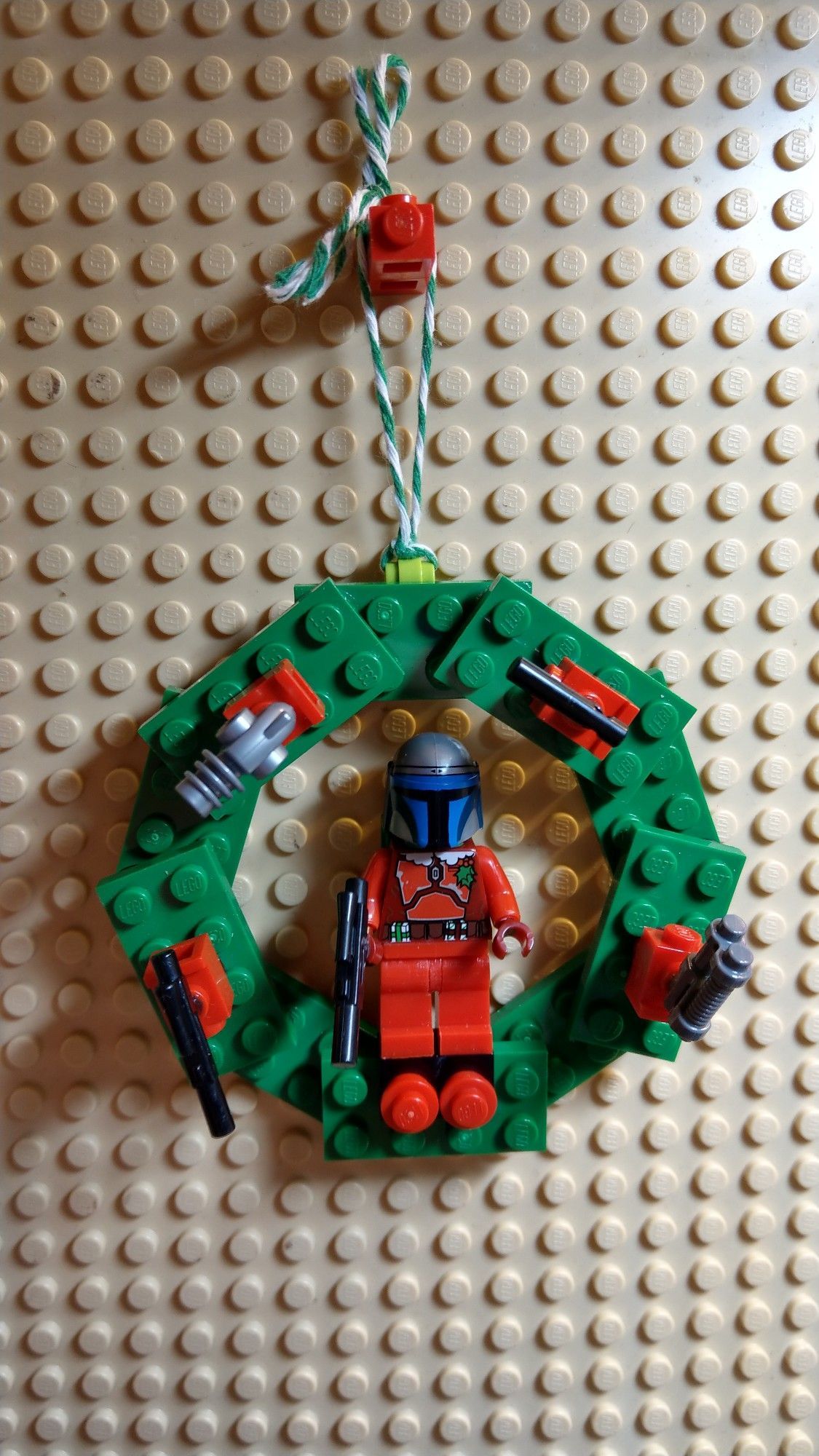 Милые и очаровательные украшения на елку из LEGO, которые можно сделать вместе с детьми - 806332 Милые и очаровательные украшения на елку из LEGO, которые можно сделать вместе с детьми - фото 806332