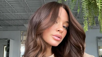 Цю олію для росту волосся легко зробити вдома – простий рецепт