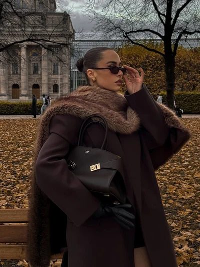 Як носити хутряний шарф - фото 806547