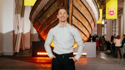 Олександр Терен показався з новою дівчиною і заінтригував зізнанням про неї