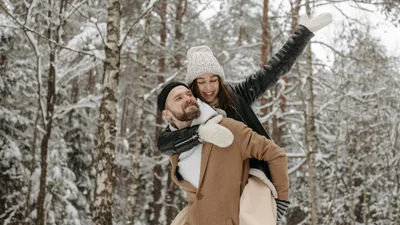 Ці знаки зодіаку відчують любов по-справжньому вже в кінці цього року