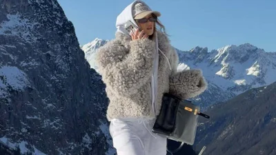 Овны уже ждут подарок под елку, Близнецы хотят влюбиться этой зимой: гороскоп на 24 декабря