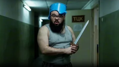 З горщиком на голові: зірка проєктів "95 кварталу" Кирило Ганін показав відео з ТЦК