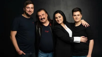 Особлива колядка, яку Степан Гіга завжди співав разом з дітьми та онуком - відео