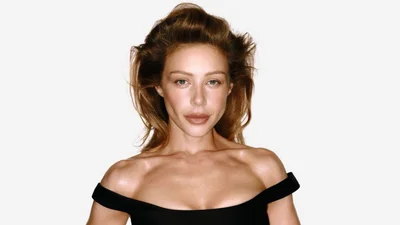 "Я так нагрішила": Тіна Кароль зі спокусливим декольте влаштувала танці біля ялинки