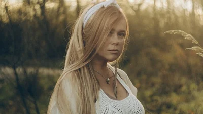 Відома українська співачка у 40 років народила первістка