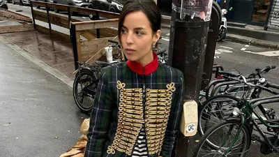 Наполеонівський мілітарі-жакет — універсальний тренд 2026 року для будь-якого образу