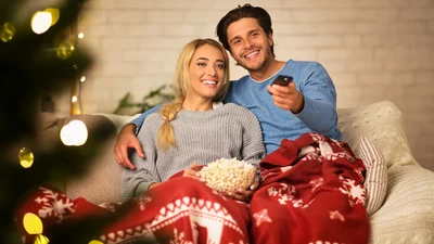 Непересічна історія про кохання: український мінісеріал "Викрадена на Різдво" вже доступний на SWEET.TV