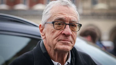 Роберт Де Ніро привітав українців з Новим роком: “Слава Україні!”