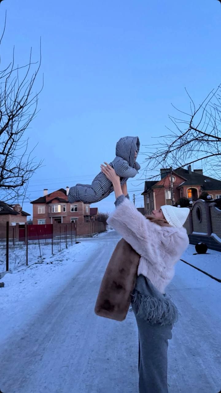 Леся Никитюк показала счастливое фото с сыном, который заметно подрос за несколько месяцев - фото 811804