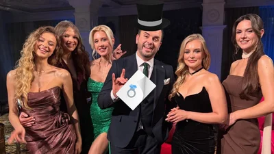 Тепер офіційно доктор: Григорій Решетнік захистив дисертацію про шоу Холостяк - мережа вибухнула мемами