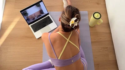 Усього 5 хвилин на день: спробуй це швидке тренування для тонусу рук