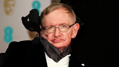 Бурхливе особисте життя Стівена Гокінга: два непрості шлюби та підозри у зраді