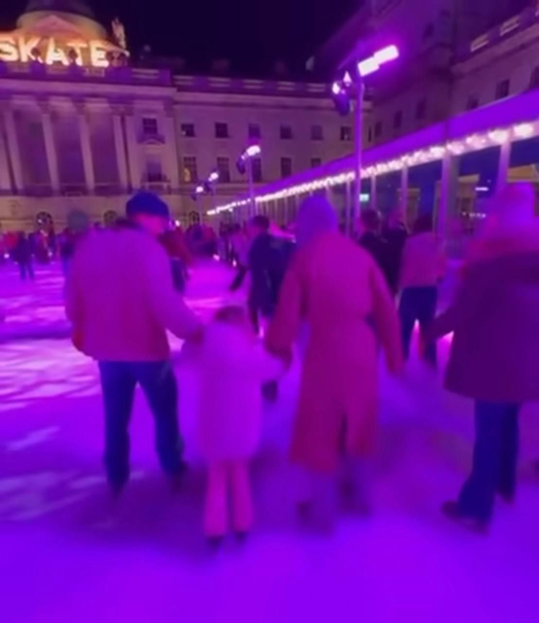 Кэти Перри познакомила Трюдо с 5-летней дочерью от Блума и показала, как те развлекаются – фото - 813450 Кэти Перри познакомила Трюдо с 5-летней дочерью от Блума и показала, как те развлекаются – фото - фото 813450