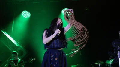 Культурний ураган FIÏNKи: співачка зібрала солдаути по всій Україні