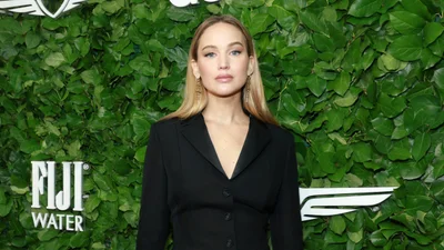 "Краще робити це з незнайомцями": Дженніфер Лоуренс й деталі зі зйомок сексуальних сцен