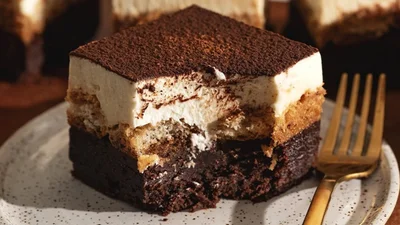 Брауни с тирамису – идеальное сочетание двух культовых десертов
