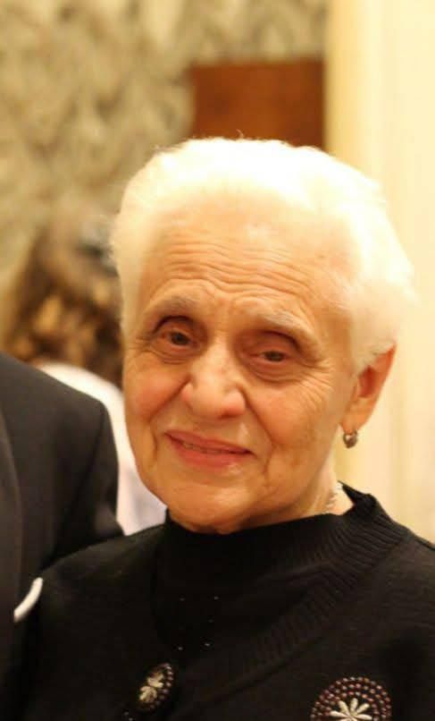 Отошла целая эпоха: умерла выдающаяся украинская певица в возрасте 100 лет - 814745 Отошла целая эпоха: умерла выдающаяся украинская певица в возрасте 100 лет - фото 814745