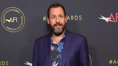 Проверка на возраст: Адам Сэндлер назвал 10 признаков старости